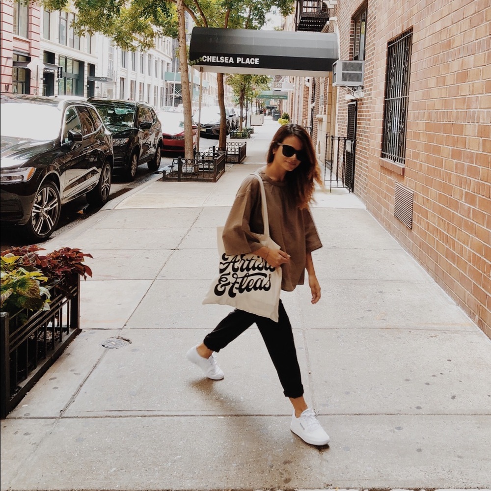 Meet your Posher, Teresa